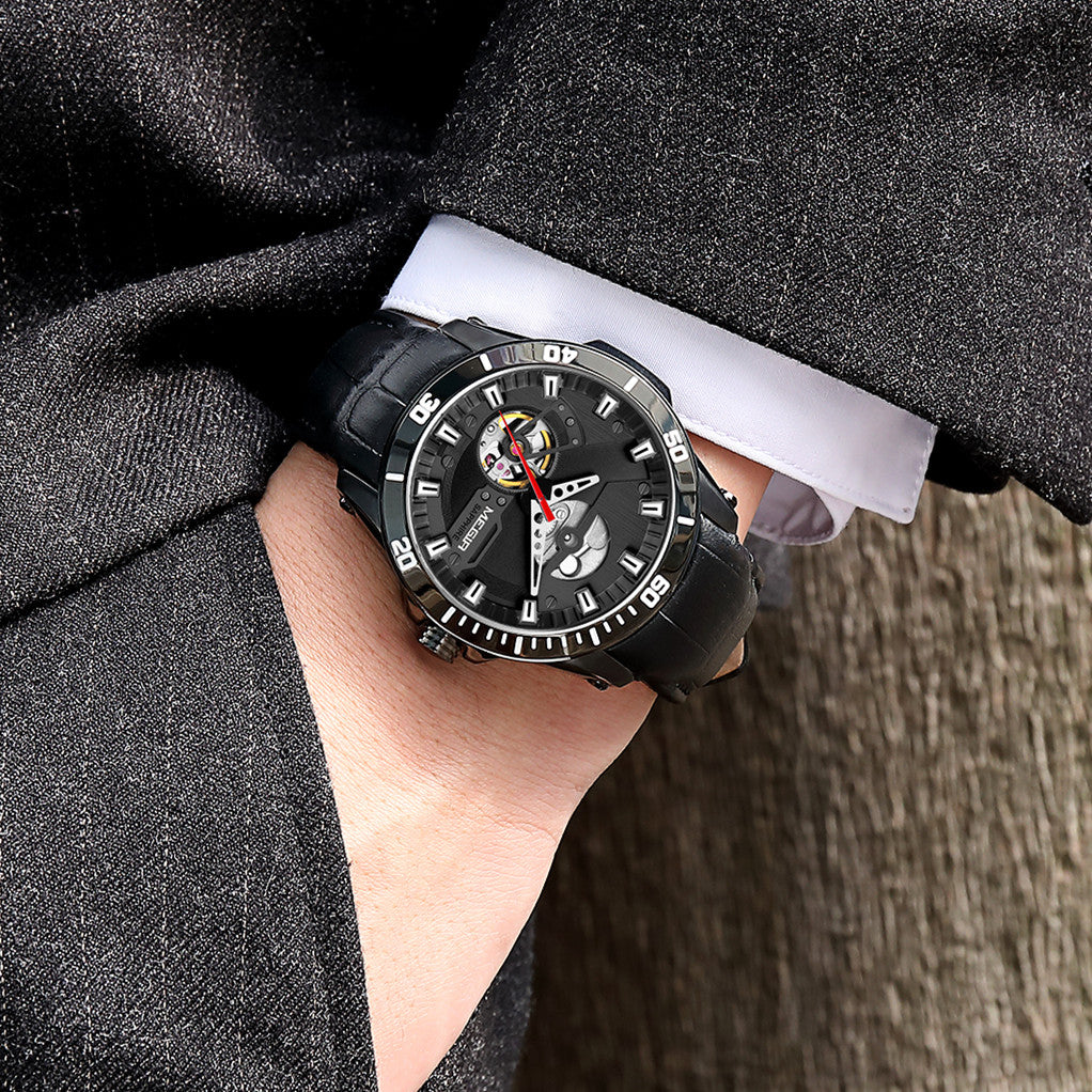 MEGIR Fashion Leather Watches for Men Sapphire Stainless Steel Automatic Mechanical Watch Sports Clock Montre Homme 62069-2