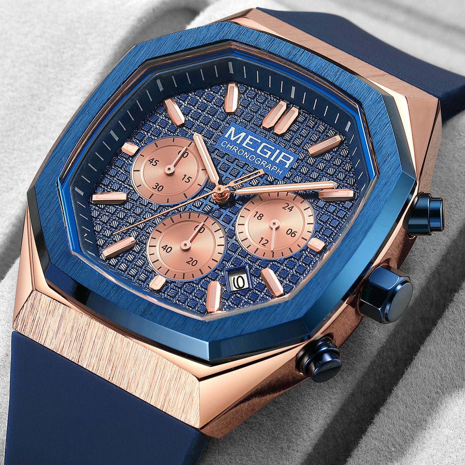 MEGIR Fashion Sport Military Watches for Men Luxury Quartz Wristwatch Silicone Strap Waterproof Date Clock 24-hour Reloj Hombre 2215-1